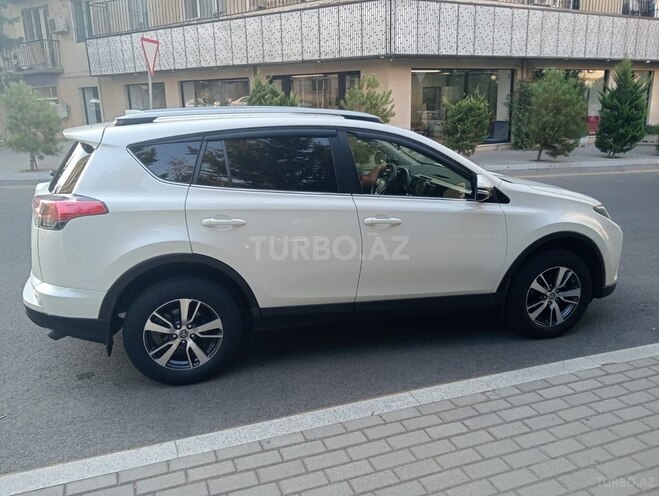 Toyota RAV4 2018, 161,561 km - 2.0 l - Bakı