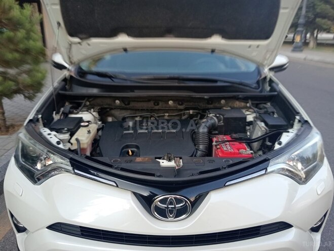 Toyota RAV4 2018, 161,561 km - 2.0 l - Bakı