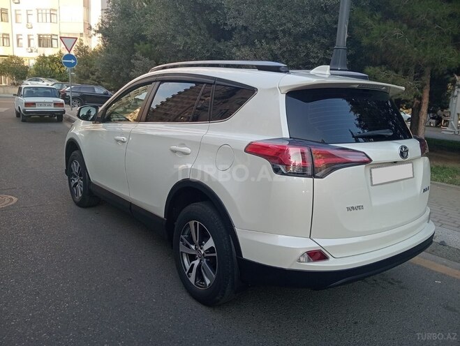 Toyota RAV4 2018, 161,561 km - 2.0 l - Bakı