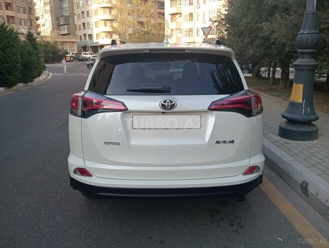Toyota RAV4 2018, 161,561 km - 2.0 l - Bakı