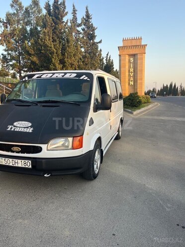 Ford Transit 1998, 690,000 km - 2.5 л - Şirvan