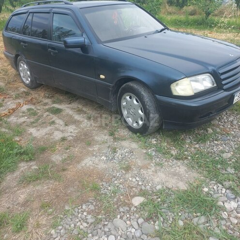 Mercedes C 180 1998, 521,633 km - 1.8 л - Quba