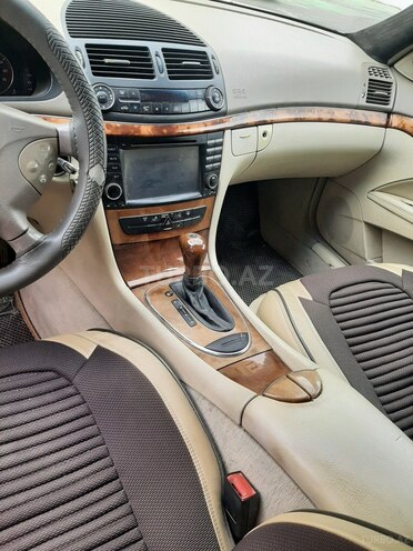 Mercedes E 240 2002, 440,000 km - 2.6 л - Bakı