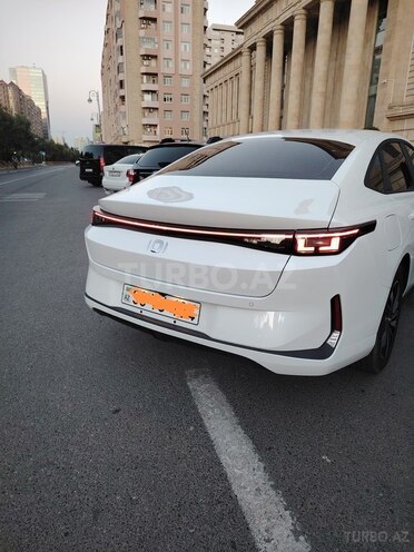 Changan Qiyuan A05 2025, 13,500 km - 1.5 л - Bakı