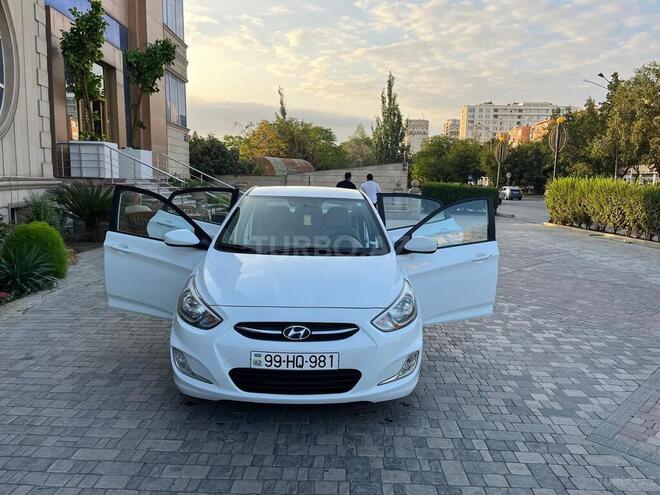 Hyundai Accent 2015, 90,740 km - 1.6 л - Bakı
