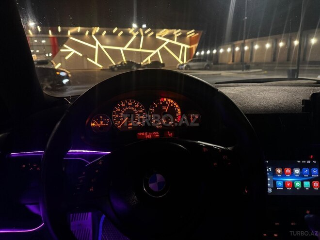 BMW 330 2004, 215,000 km - 3.0 l - Bakı