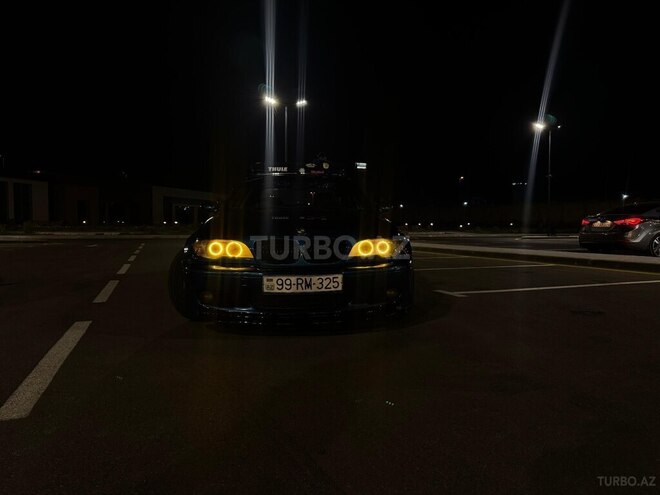 BMW 330 2004, 215,000 km - 3.0 l - Bakı