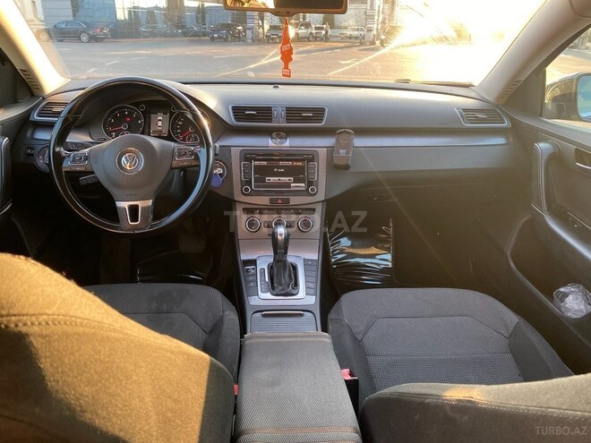 Volkswagen Passat 2014, 203,000 km - 1.8 л - Bakı