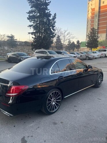 Mercedes E 350 4MATIC 2019, 123,000 km - 3.5 l - Bakı