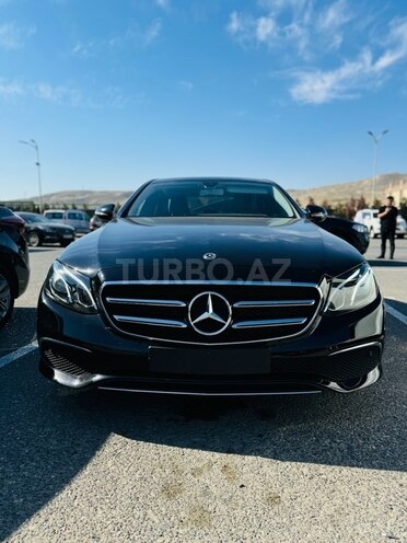 Mercedes E 350 4MATIC 2019, 123,000 km - 3.5 l - Bakı