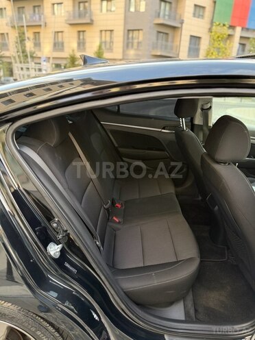Hyundai Elantra 2018, 99,779 km - 2.0 l - Bakı