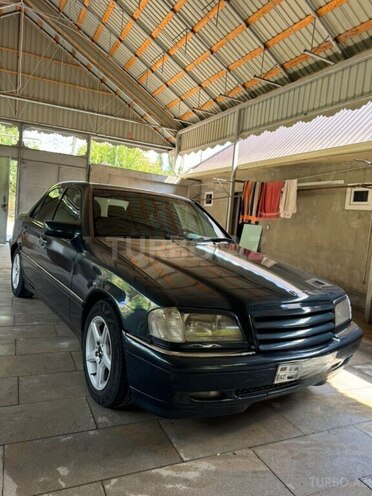 Mercedes C 200 1995, 690,000 km - 2.0 l - Bakı