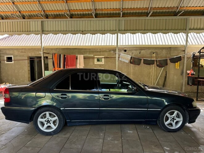 Mercedes C 200 1995, 690,000 km - 2.0 l - Bakı