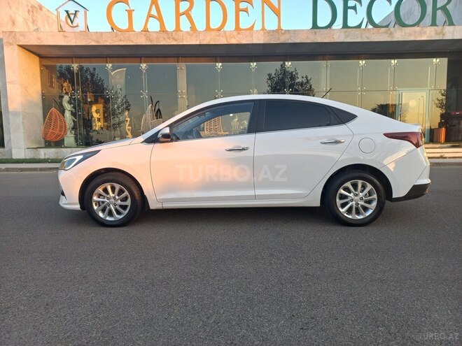Hyundai Accent 2021, 85,000 km - 1.6 л - Bakı