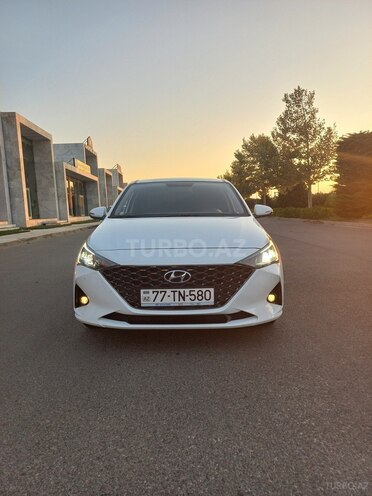 Hyundai Accent 2021, 85,000 km - 1.6 л - Bakı