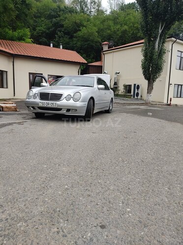 Mercedes E 320 2000, 280,000 km - 3.2 l - Ağcabədi