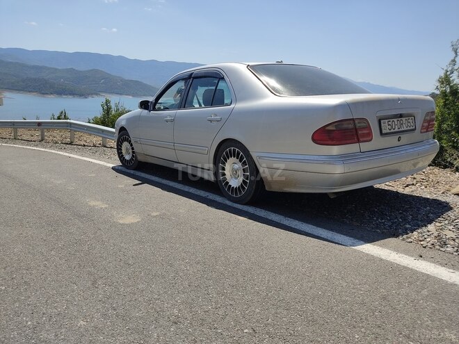 Mercedes E 320 2000, 280,000 km - 3.2 l - Ağcabədi