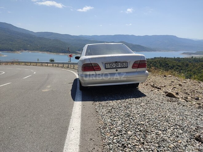 Mercedes E 320 2000, 280,000 km - 3.2 l - Ağcabədi