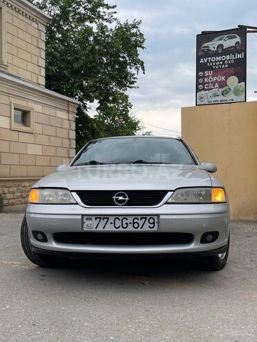 Opel Vectra 1999, 332,560 km - 1.6 l - Qazax
