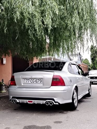 Opel Vectra 1999, 332,560 km - 1.6 l - Qazax