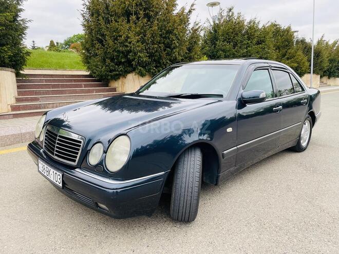Mercedes E 200 1998, 240,000 km - 2.0 l - Qusar