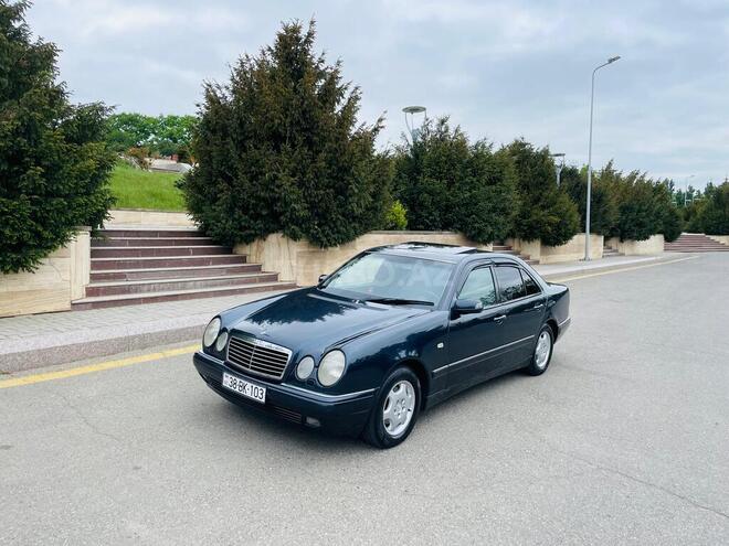 Mercedes E 200 1998, 240,000 km - 2.0 l - Qusar