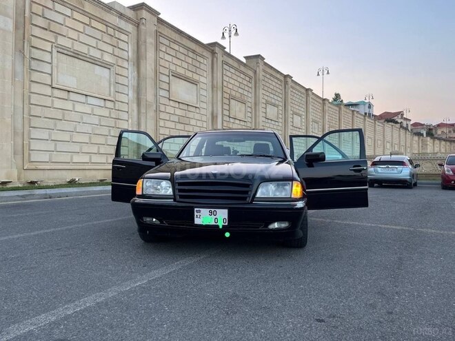 Mercedes C 230 1998, 213,000 km - 2.3 l - Bakı