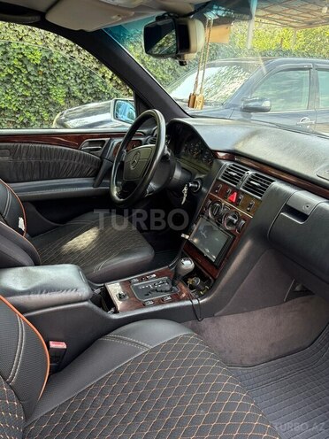 Mercedes E 200 1996, 419,582 km - 2.0 л - Gəncə