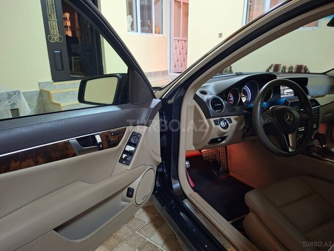 Mercedes C 250 2011, 224,000 km - 1.8 l - Şəmkir
