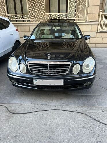 Mercedes E 320 2002, 285,600 km - 3.2 l - Bakı