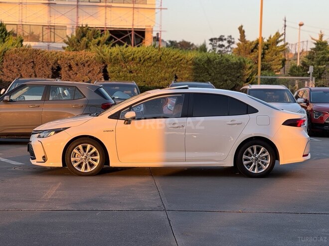 Toyota Corolla 2024, 22,000 km - 1.8 l - Bakı