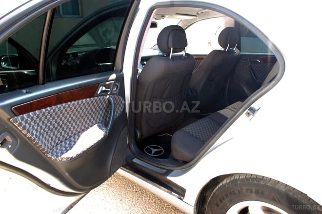 Mercedes C 200 2001, 250,000 km - 2.0 л - Bakı
