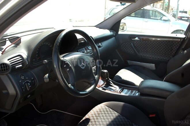 Mercedes C 200 2001, 250,000 km - 2.0 л - Bakı