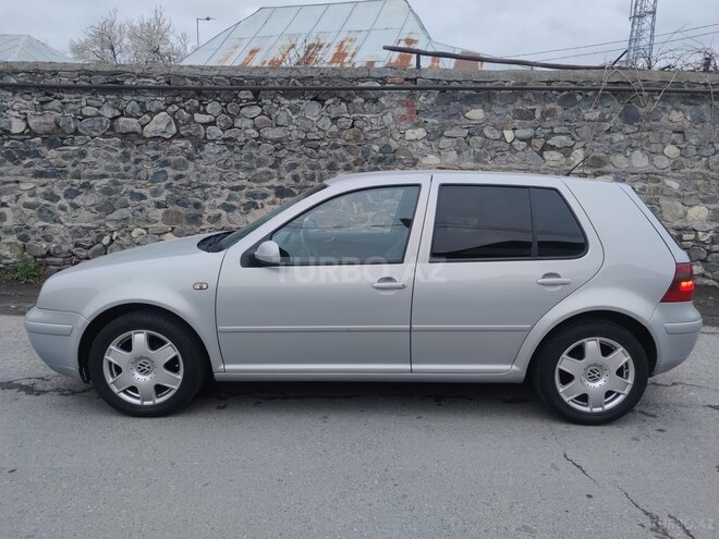 Volkswagen Golf 1998, 317,000 km - 1.6 l - Şəki