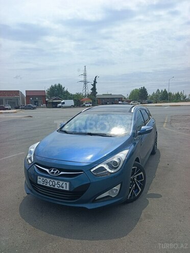 Hyundai i40 2014, 230,000 km - 1.7 l - Beyləqan