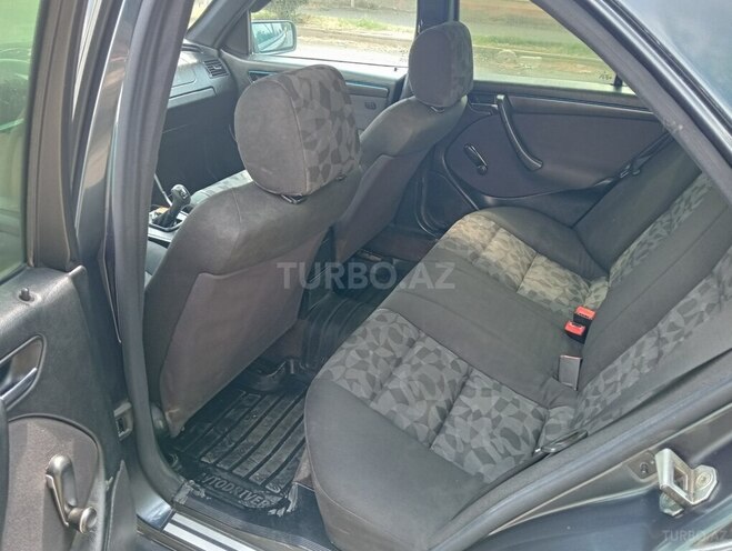 Mercedes C 180 1997, 600,000 km - 1.8 l - Ağcabədi