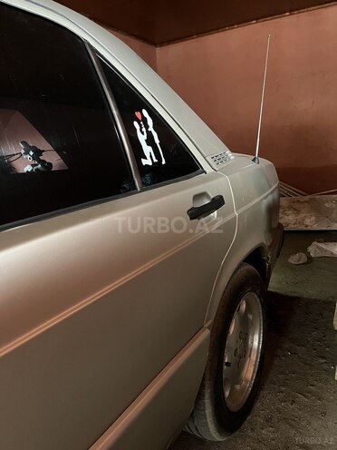 Mercedes 190 1991, 300,000 km - 2.5 l - Lənkəran