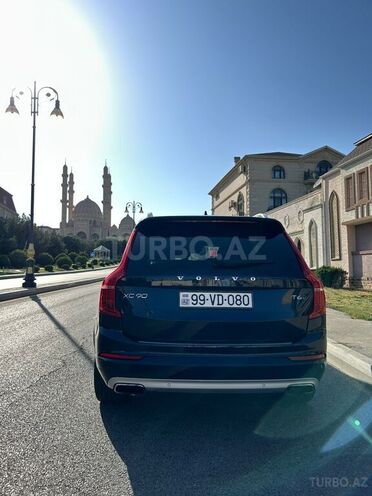 Volvo XC90-5