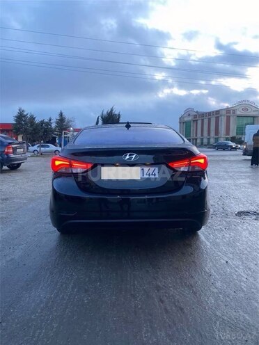 Hyundai Elantra 2015, 143,231 km - 1.8 l - Bakı