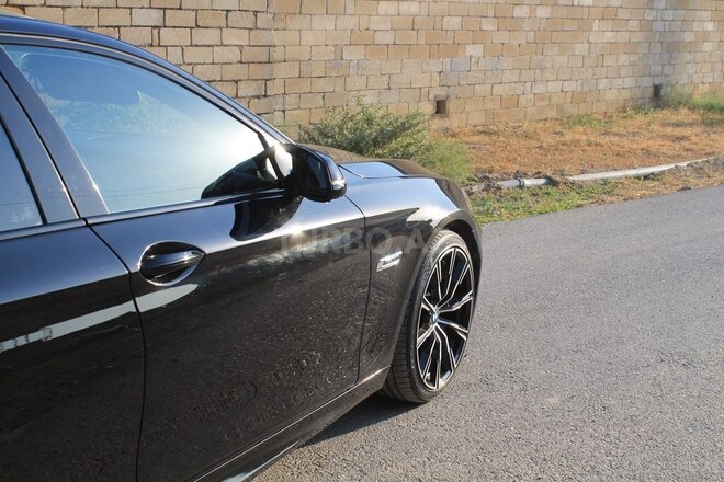 BMW 528 2014, 217,000 km - 2.0 l - Hacıqabul