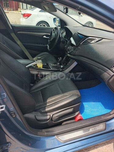 Hyundai i40 2014, 230,000 km - 1.7 l - Beyləqan