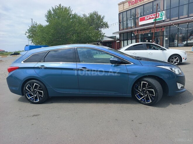 Hyundai i40 2014, 230,000 km - 1.7 l - Beyləqan