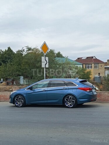 Hyundai i40 2014, 230,000 km - 1.7 l - Beyləqan