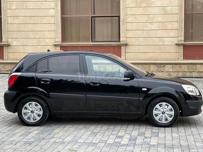 Kia Rio 2005, 390,000 km - 1.4 l - Şərur