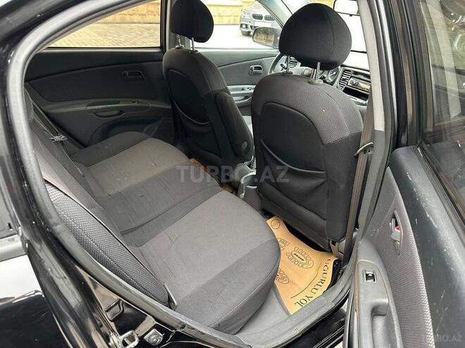 Kia Rio 2005, 390,000 km - 1.4 l - Şərur