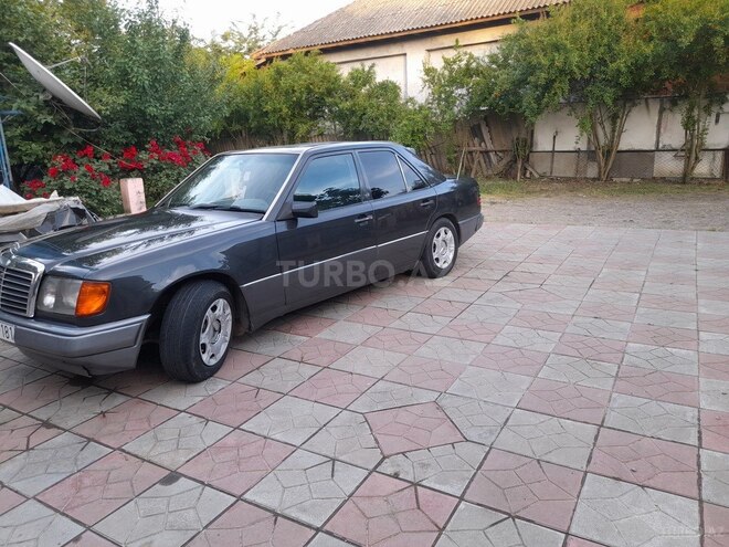 Mercedes 230 E 1992, 455,420 km - 2.3 l - Masallı