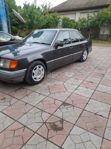 Mercedes 230 E 1992, 455,420 km - 2.3 l - Masallı