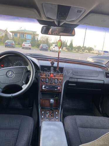 Mercedes C 180 1999, 238,000 km - 1.8 l - Sumqayıt