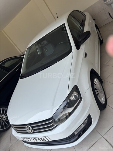 Volkswagen Polo 2018, 110,000 km - 1.6 л - Bakı