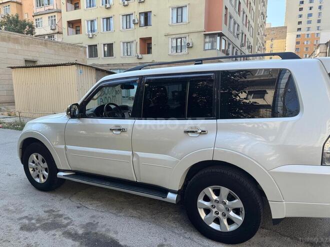 Mitsubishi Pajero 2013, 228,000 km - 3.5 l - Bakı